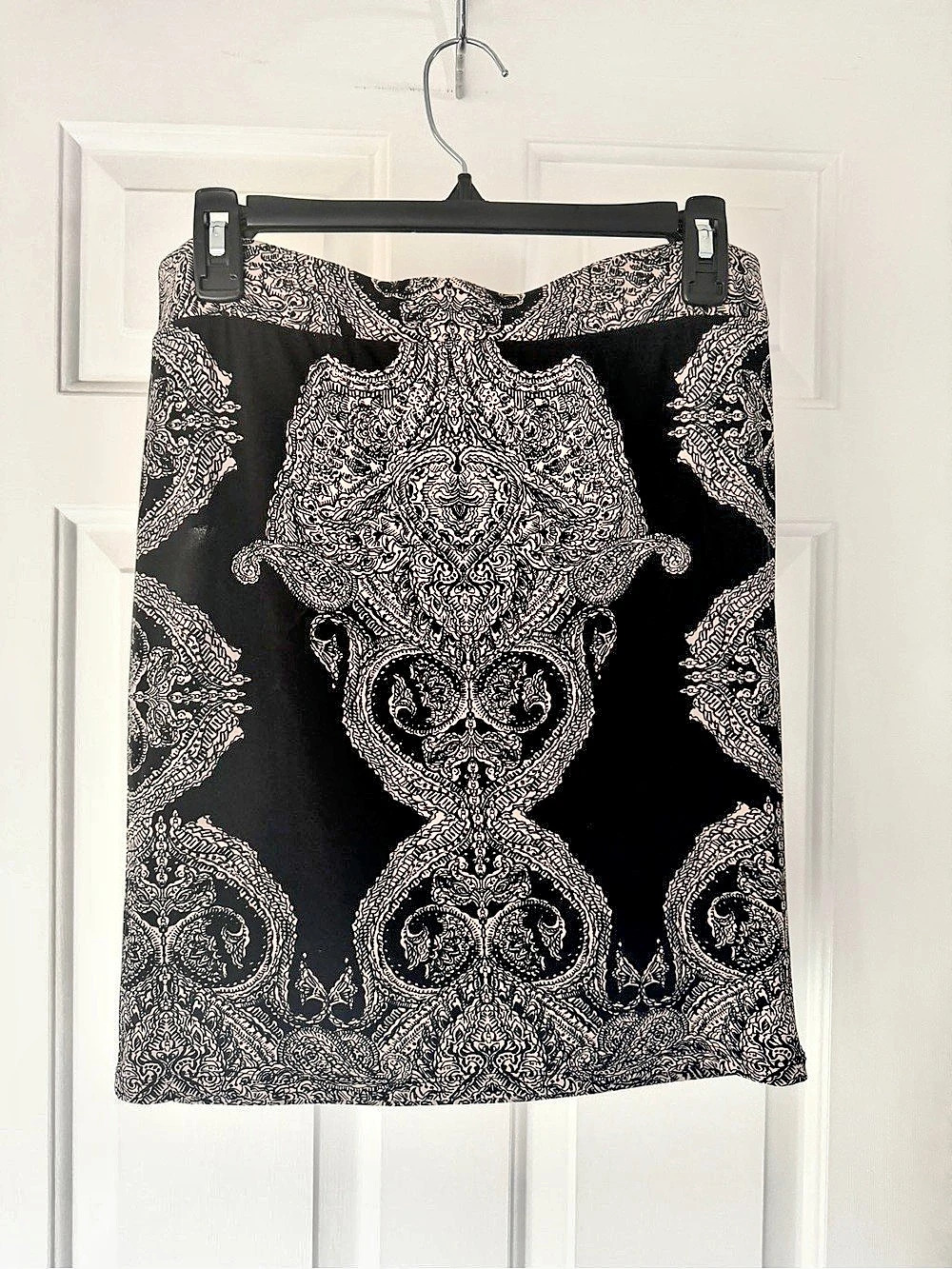 Pretty INC International Concepts Paisley Lined Skirt - Size Medium